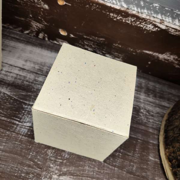 Scatola avorio naturale 8x8x8 cm
